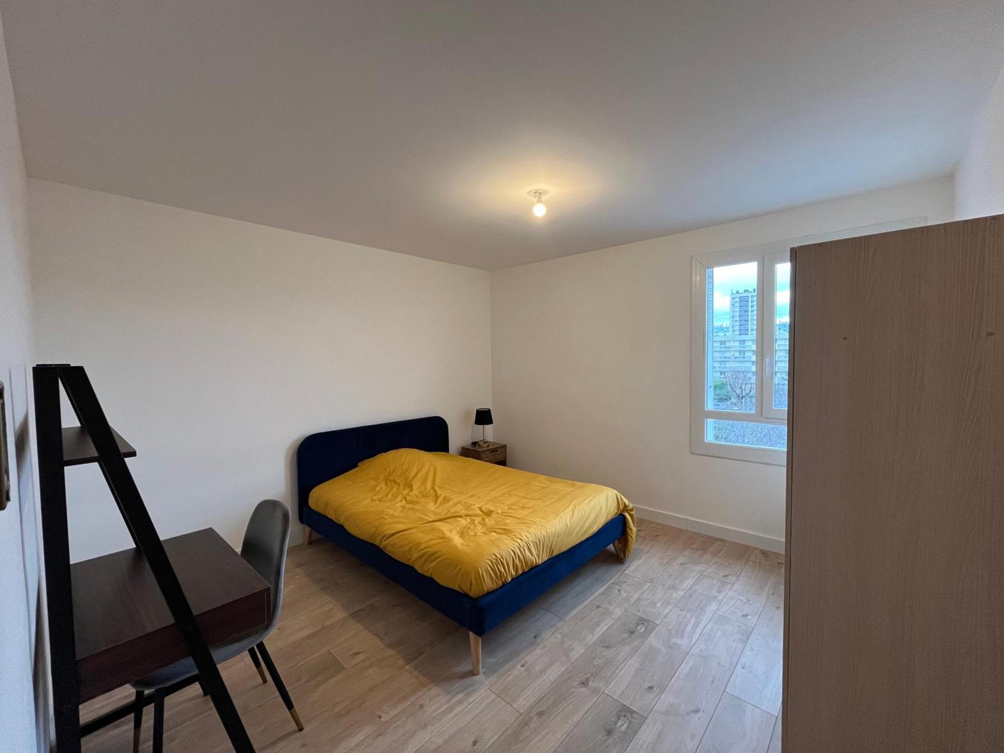 Skyview Appartement 4 Chambres 瓦朗斯 外观 照片